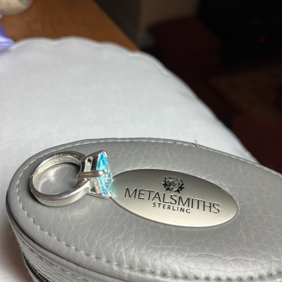 METALSMITHS sterling Silver Ring - Picture 4 of 8